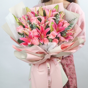 -11֦ȷõ塢4֦ɫͷٺϣȼ׺ װڳİɫѩֽΧɫŷֽװͬɫϵд